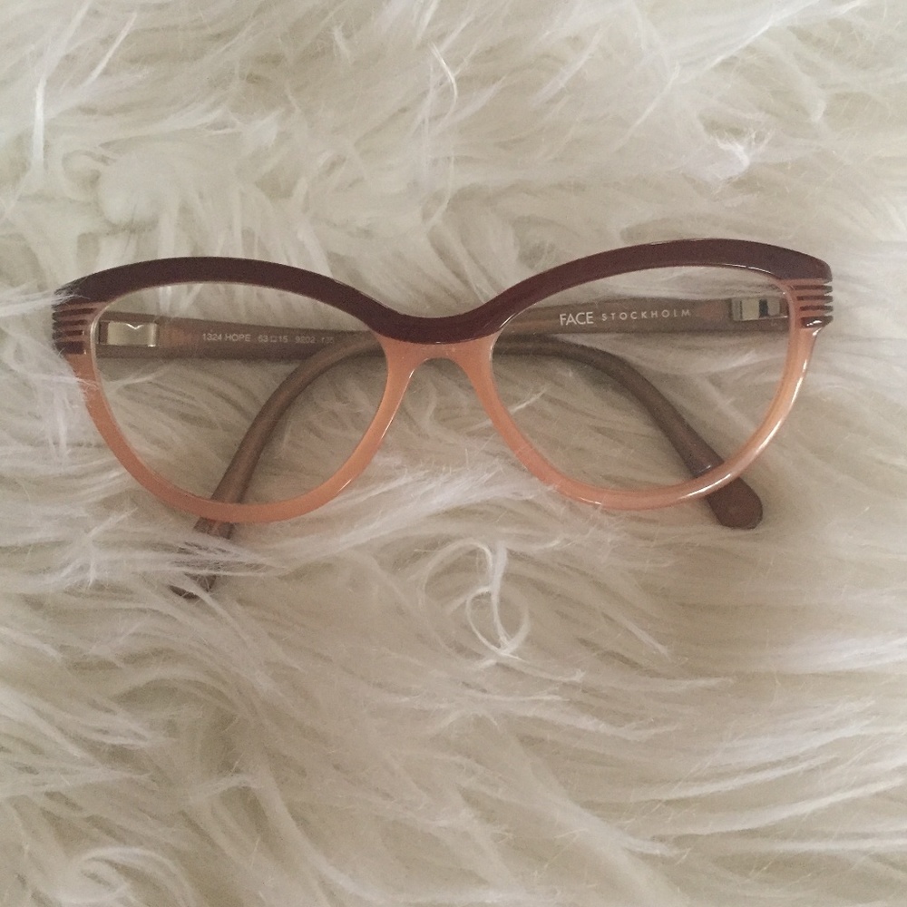 Cat eye frames